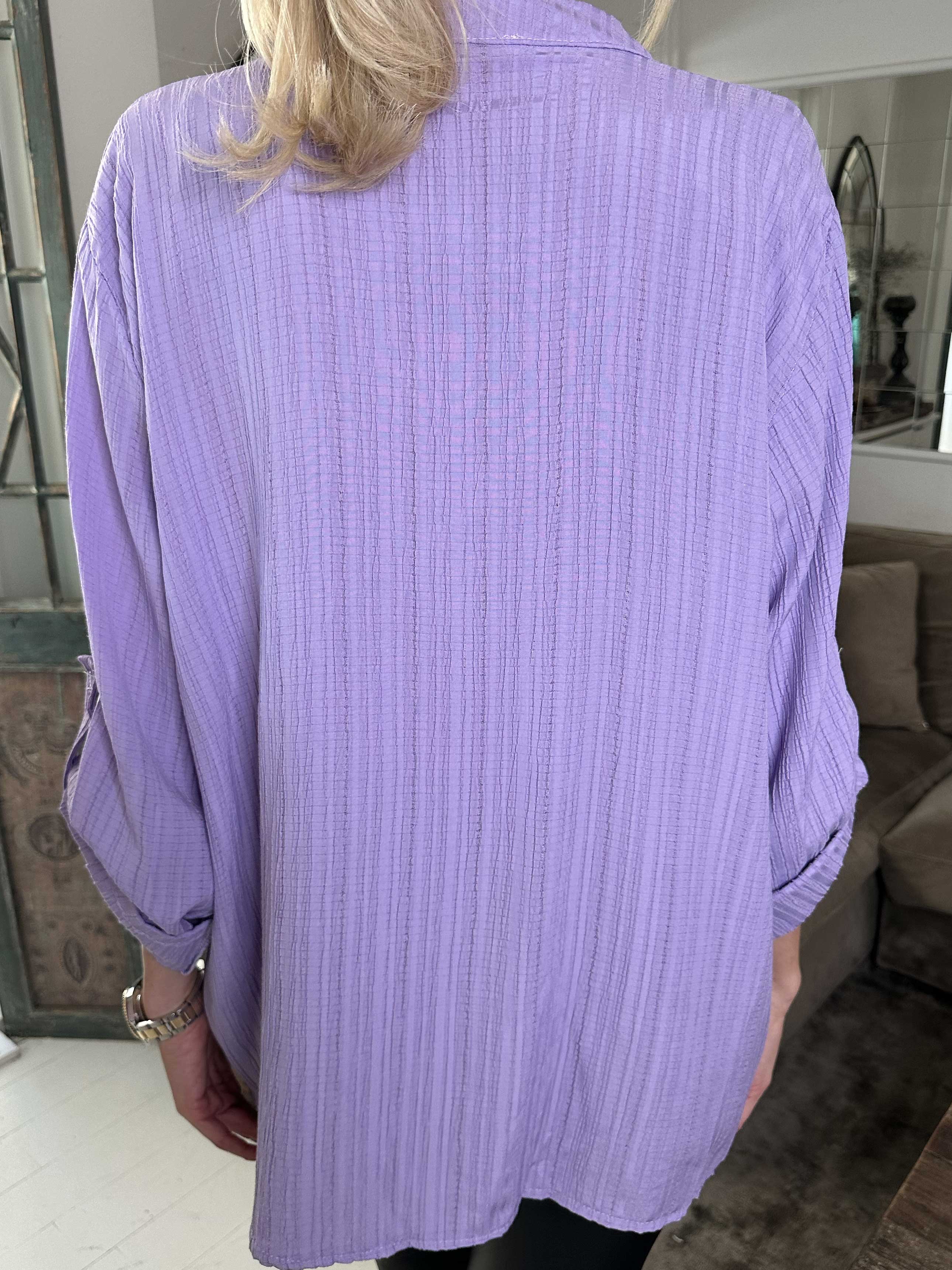 Karah - Enfärgad skjorta i crepe-look